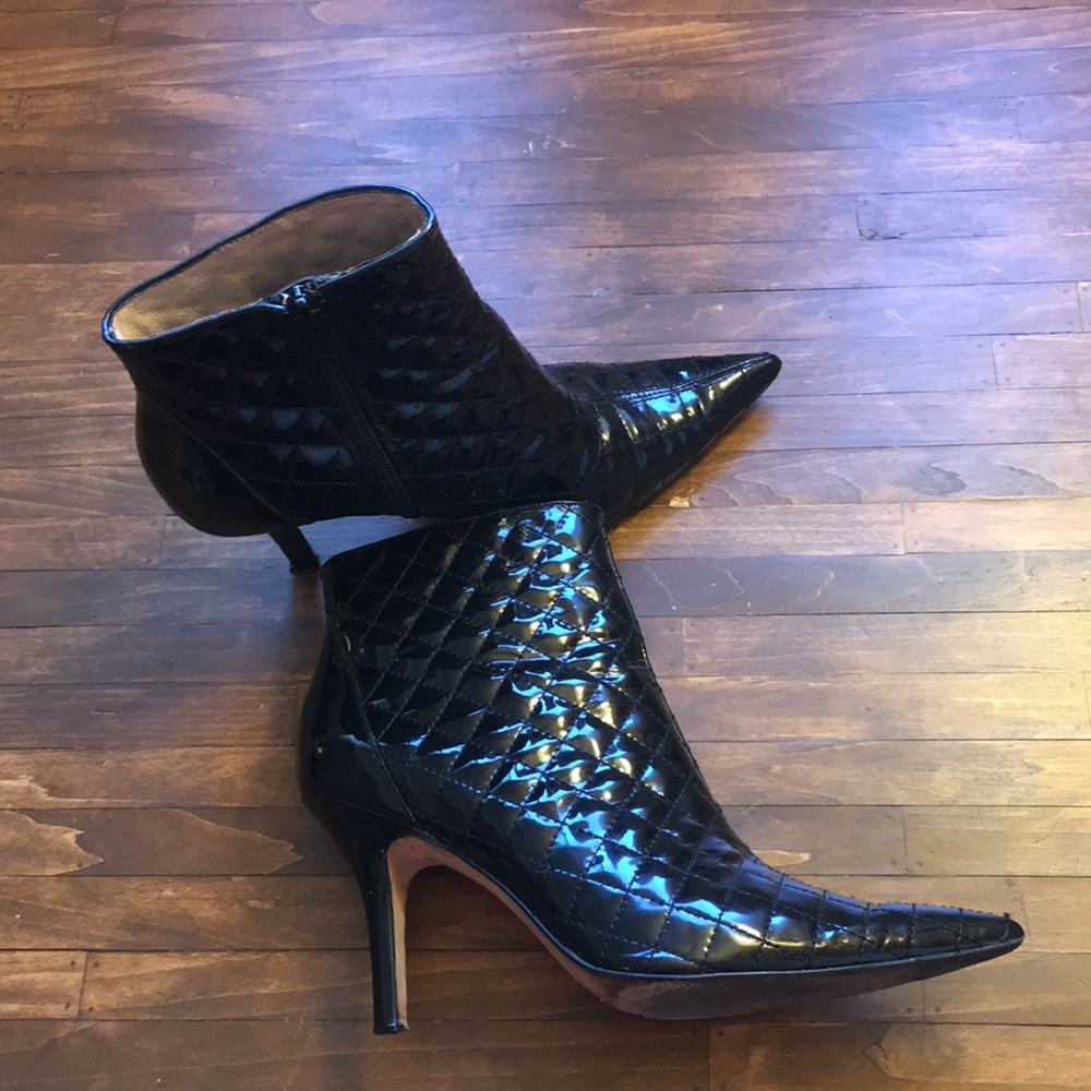 boutique 9 black quilted stiletto booties